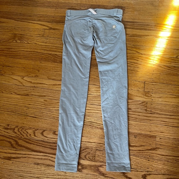 Freddy Wr.up low rise light grey pants sz XS - Picture 3 of 5